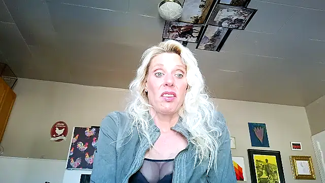 Glamazonx online show from 01/18/26, 07:06