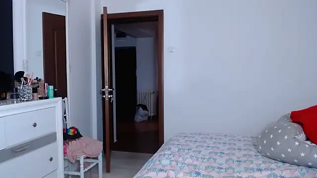 LadyyEvolet online show from 11/17/25, 05:46