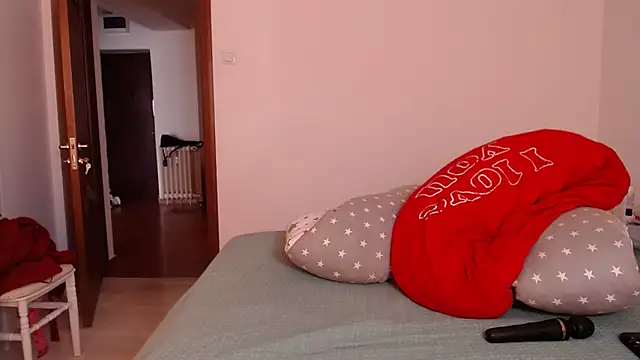 LadyyEvolet online show from 04/24/26, 04:37