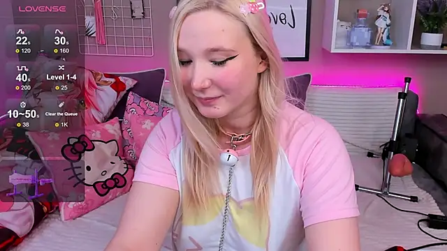 MeowkaKitty online show from 02/04/25, 04:05