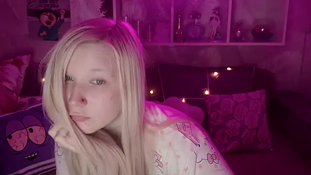 MeowkaKitty online show from 01/10/26, 01:29