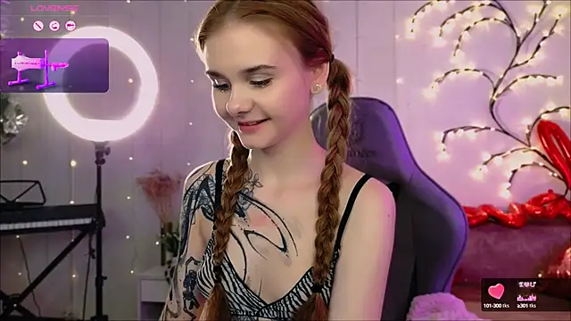 Britney Lynch online show from 02/02/25, 09:02