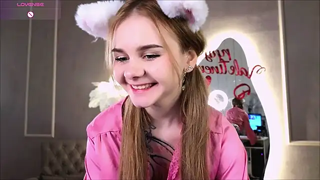 Britney Lynch online show from 02/13/25, 08:45