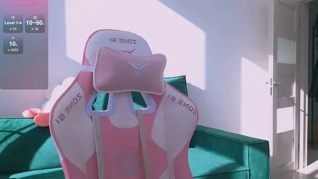 Britney Lynch online show from 04/24/26, 02:08