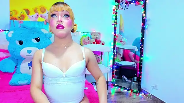 Candy Candy   online show from 04/24/26, 11:07