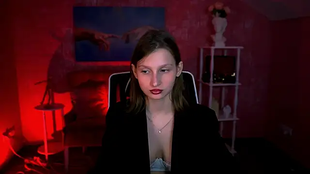 EllaHorton online show from 04/14/26, 05:52