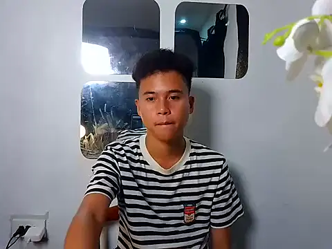 Asiantwink21 online show from 09/24/25, 07:39