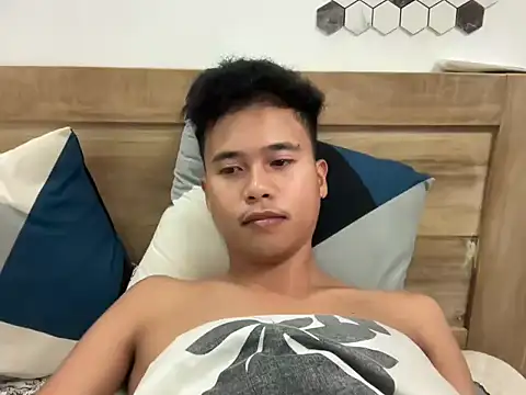 Asiantwink21 online show from 09/25/25, 02:54