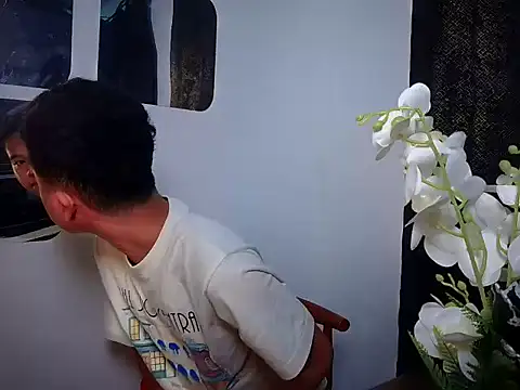 Asiantwink21 online show from 10/01/25, 04:13