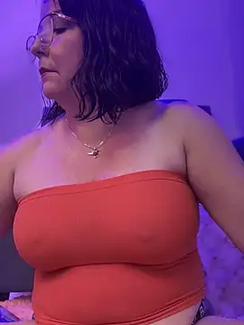 PaulinaSanders X online show from 02/04/25, 06:49