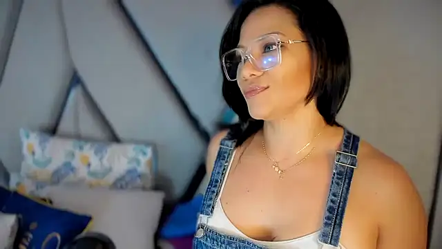 paula daniela1 online show from 02/21/25, 09:43