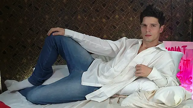 Snapshot of Jack_Scorcher chatting on 09/16/25, 05:52 Jack Scorcher online show from 09/16/25, 05:52