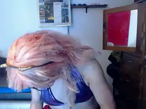 Snapshot of LorenJade chatting on 02/20/25, 07:45 LorenJade online show from 02/20/25, 07:45