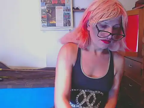 LorenJade online show from 02/12/26, 07:58