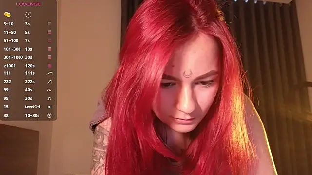 girl with snaketatto0 online show from 02/16/26, 02:29