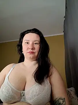 AlexaLexie online show from 04/22/26, 07:11