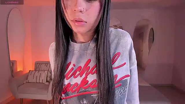 Snapshot of GigiLee_ chatting on 12/22/24, 11:54 GigiLee  online show from 12/22/24, 11:54