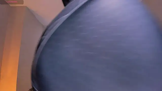 Snapshot of GigiLee_ chatting on 01/21/25, 11:13 GigiLee  online show from 01/21/25, 11:13