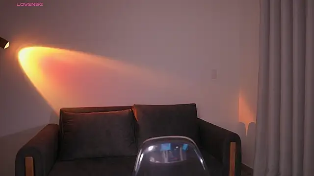 GigiLee  online show from 03/28/26, 02:00