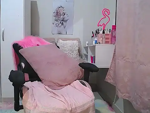 Irresistible24 online show from 02/05/25, 02:29