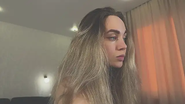 hotexclusive  online show from 02/06/25, 04:53