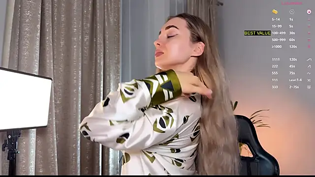 hotexclusive  online show from 09/24/25, 09:07