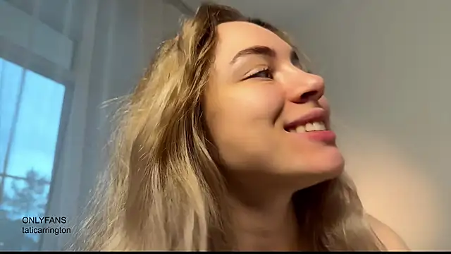 hotexclusive  online show from 11/21/25, 04:44