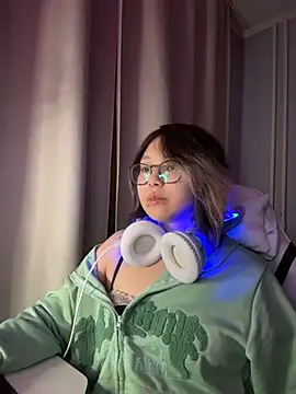 maydaykimmy online show from 12/04/25, 03:27