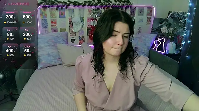 Snapshot of ss-katekisa-ss chatting on 12/15/24, 10:15 ss-katekisa-ss online show from 12/15/24, 10:15