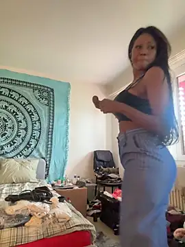 SUUKAM online show from 09/10/25, 11:21