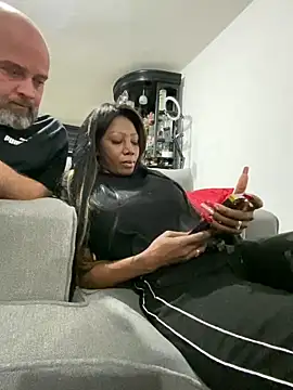 SUUKAM online show from 12/19/25, 01:34