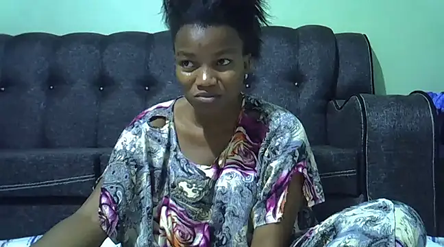 prettychoco1 online show from 01/27/25, 08:07