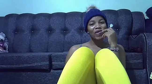 prettychoco1 online show from 02/06/25, 02:00