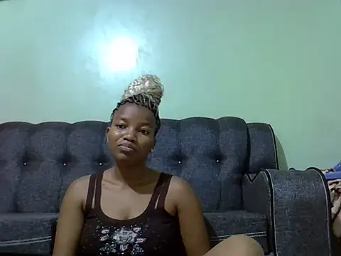 prettychoco1 online show from 02/26/25, 03:21