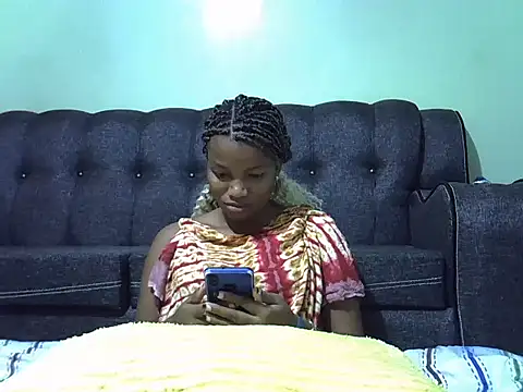 prettychoco1 online show from 03/03/25, 07:28