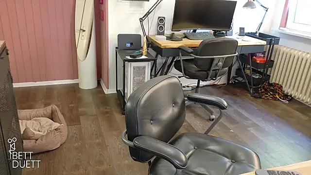 Snapshot of BettDuett chatting on 07/11/26, 11:35 BettDuett online show from 07/11/26, 11:35