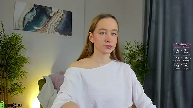 Sweett Monica online show from 11/23/25, 01:05