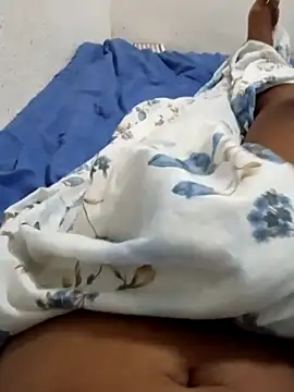 Snapshot of karolgree chatting on 10/27/25, 11:25 karolgree online show from 10/27/25, 11:25