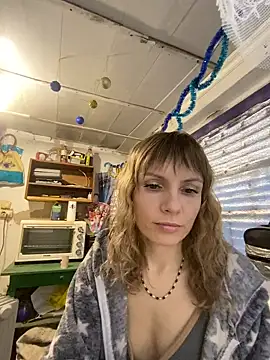Snapshot of Anita-Smith chatting on 12/30/24, 07:37 Anita-Smith online show from 12/30/24, 07:37