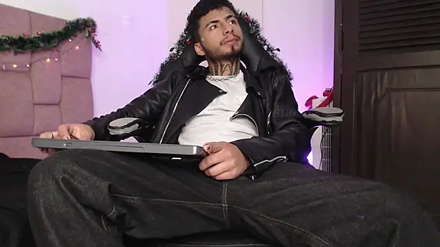 JuanCamiilo 66 online show from 11/20/25, 03:18