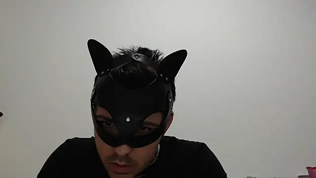 Snapshot of Rey_chard96 chatting on 03/15/26, 11:33 Rey chard96 online show from 03/15/26, 11:33