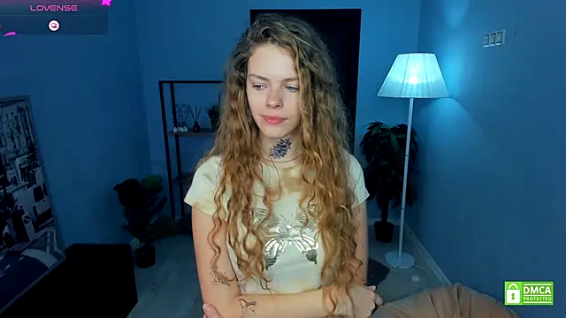 RayaNenlia online show from 12/15/25, 05:12