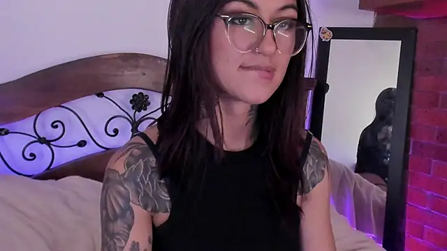 noemi foxxx online show from 01/30/25, 03:29