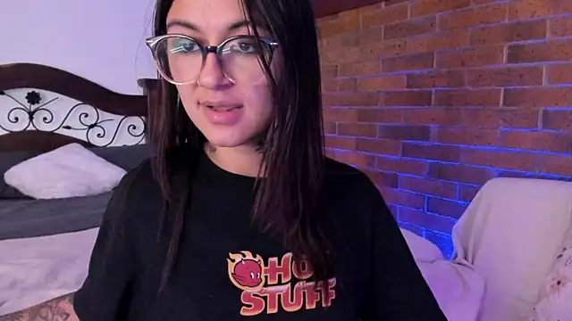 noemi foxxx online show from 02/11/25, 03:51