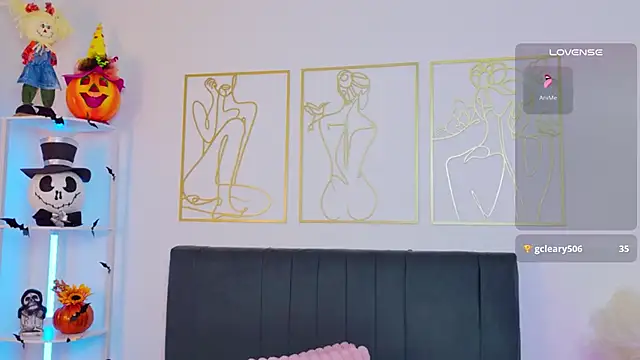 summer holiday online show from 10/18/25, 05:54