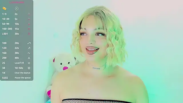 Emmaa Saenz  online show from 03/09/26, 10:14