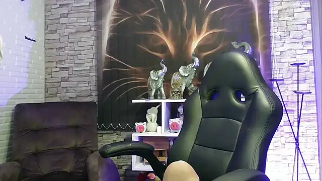 charlotedoll online show from 01/12/25, 08:36