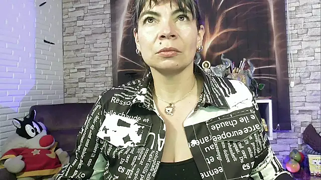 charlotedoll online show from 09/11/25, 03:50