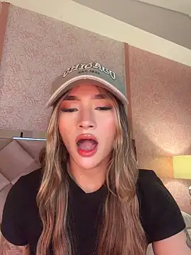 Arianavillada online show from 04/24/26, 03:42