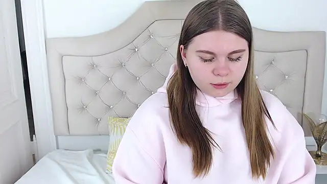 Snapshot of AbbyPleasure chatting on 12/16/24, 02:05 AbbyPleasure online show from 12/16/24, 02:05